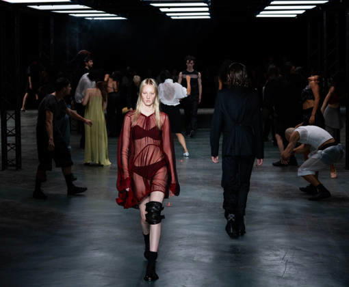 Paris Fashion Week Women s Wear SPRING SUMMER 2027 Collection by ALAINPAUL, October 1, 2026, photography by Sylvie Lefort, MAXPPP 01 10 2026 @Sylvie Lefort Photography MAXPPP 10 01 26 Models showcase designs from the ALAINPAUL Women’s Spring Summer 2027 collection during Paris Fashion Week in Paris, France, October 1, 2026. The Women’s collections were presented from September 28 to October 6, 26 Copyright: xMAXPPPxsylviexlefortxphotographyx LFR202610019449 LFR202610019449