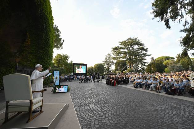 IPA89187808 - Italy, Rome, Vatican, October 1, 2026: Pope Leo XIV reacts as he attends the One Million Children Praying the Rosary event at the Lourdes Grotto in the Vatican Gardens. Photograph by VATICAN MEDIA Catholic Press Photo Copyright: xVATICANxMEDIA xxCatholicxPressxPhotox xx IPA89187808