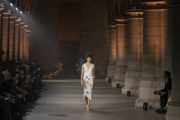 Victoria Beckham Women s Ready-to-Wear Spring Summer 2027 Collection Fashion Show during Paris Fashion Week, on October 2, 2026, in Paris, Bestimage Victoria Beckham Fashion Show Women s Ready-to-Wear Spring Summer 2027 Collection during Paris Fashion Week, on October 2, 2026, in Paris, France Paris France Copyright: xAgencex xBestimagexAgencex xBestimagex