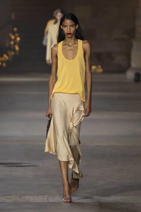 Victoria Beckham Women s Ready-to-Wear Spring Summer 2027 Collection Fashion Show during Paris Fashion Week, on October 2, 2026, in Paris, Bestimage Victoria Beckham Fashion Show Women s Ready-to-Wear Spring Summer 2027 Collection during Paris Fashion Week, on October 2, 2026, in Paris, France Paris France Copyright: xAgencex xBestimagexAgencex xBestimagex