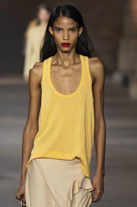 Victoria Beckham Women s Ready-to-Wear Spring Summer 2027 Collection Fashion Show during Paris Fashion Week, on October 2, 2026, in Paris, Bestimage Victoria Beckham Fashion Show Women s Ready-to-Wear Spring Summer 2027 Collection during Paris Fashion Week, on October 2, 2026, in Paris, France Paris France Copyright: xAgencex xBestimagexAgencex xBestimagex