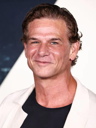 World Premiere Of Netflix s Animals WESTWOOD, LOS ANGELES, CALIFORNIA, USA - OCTOBER 01: Mark Kassen arrives at the World Premiere Of Netflix s Animals held at Westwood Village Theater on October 1, 2026 in Westwood, Los Angeles, California, United States. (Photo by Xavier Collin Image Press Agency)