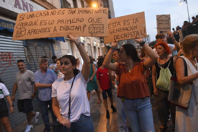 Housing Protest in Málaga Photos from the housing protest in Málaga October 3, 2026, in Málaga, Andalusia, Spain October 3, 2026, in Málaga, Málaga, Spain  Copyright: xÃlexxZeax 7819173