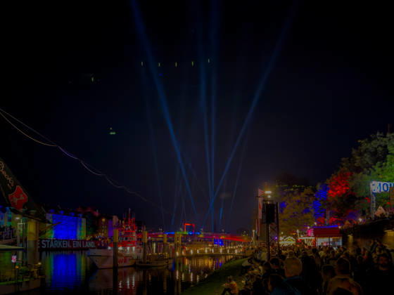 Celebrating German Unity Day in Bremen: German Unity Day 2026 Celebrations, Bremen, October 3, 2026, Bremen, public festival, Fanta Vier concert, illuminations along the Schlachte, light show in Bremen, Germany, October 3, 2026 Fanta4 + Illumination HB 3.10.26 LR-6343