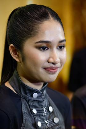 October 4, 2026, Bangkok, Thailand: BANGKOK, THAILAND, OCTOBER 4, 2026: Thai singer and guitarist Nene Royal takes part in a victory parade through central Bangkok following her win on Season 21 of America s Got Talent. The 16-year-old, who became the first Thai contestant to win the competition, was welcomed by fans during the Welcome NENE ROYAL: Win The World for Thailand celebration organized by Siam Piwat and private-sector partners. The parade began at Siam Paragon and travelled through central Bangkok before returning to the shopping complex for a welcome event. Bangkok Thailand - ZUMAq101 20261004_zna_q101_042 Copyright: xWatsawatxKoktabtimx