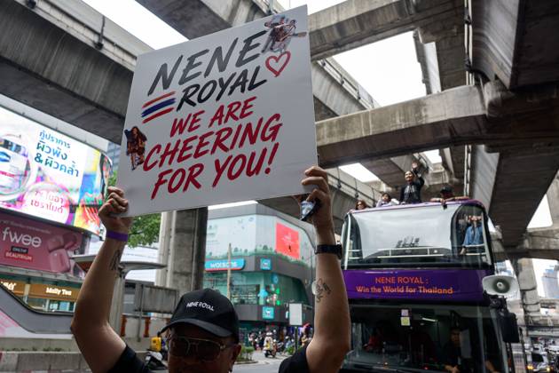 October 4, 2026, Bangkok, Thailand: BANGKOK, THAILAND, OCTOBER 4, 2026: Thai singer and guitarist Nene Royal takes part in a victory parade through central Bangkok following her win on Season 21 of America s Got Talent. The 16-year-old, who became the first Thai contestant to win the competition, was welcomed by fans during the Welcome NENE ROYAL: Win The World for Thailand celebration organized by Siam Piwat and private-sector partners. The parade began at Siam Paragon and travelled through central Bangkok before returning to the shopping complex for a welcome event. Bangkok Thailand - ZUMAq101 20261004_zna_q101_044 Copyright: xWatsawatxKoktabtimx