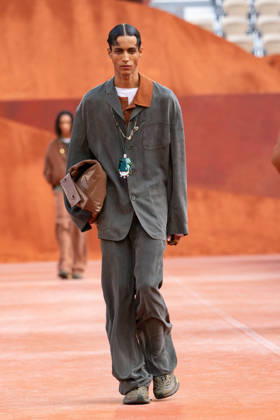 PFW Lacoste - Runway LZ A model walks the runway during the Lacoste Womenswear Spring Summer 2027 show as part of Paris Fashion Week on October 4, 2026 at Roland Garros in Paris, France. Photo by Laurent Zabulon ABACAPRESS.COM Copyright: xZabulonxLaurent ABACAx