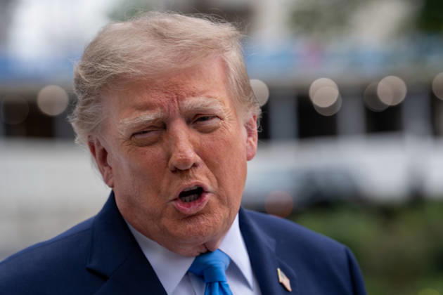 October 3, 2026, Washington, Dc, USA: President Donald Trump departs the White House for a trip to Dayton, OH on October 3, 2026. Washington USA - ZUMAl312 20261003_znp_l312_012 Copyright: xAndrewxLeydenx