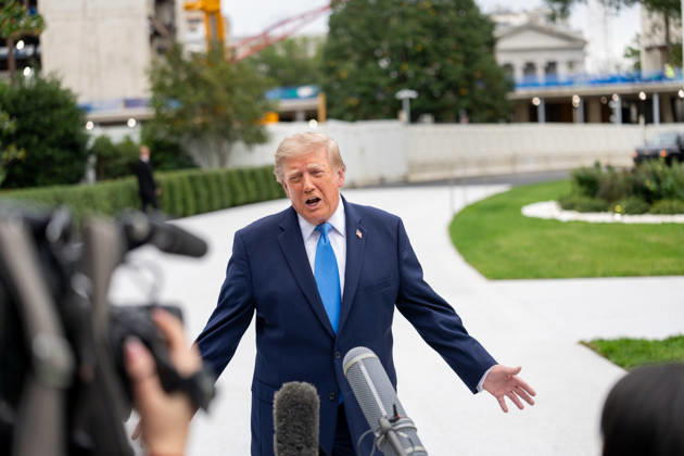 October 3, 2026, Washington, Dc, USA: President Donald Trump departs the White House for a trip to Dayton, OH on October 3, 2026. Washington USA - ZUMAl312 20261003_znp_l312_015 Copyright: xAndrewxLeydenx