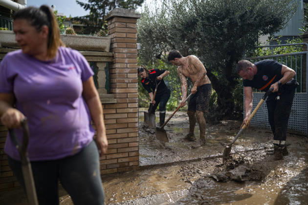 2 people killed as heavy rain hits parts of Spain BARCELONA, SPAIN - OCTOBER 4: Floodwaters submerge streets following severe torrential rainfall in Montornes del Valles, Barcelona, Spain on October 4, 2026. Heavy rains triggered widespread flooding across Catalonia, leaving at least two people dead and one missing as emergency services responded to widespread disruptions. Lorena Sopena Lopez Anadolu Barcelona Spain. Editorial use only. Please get in touch for any other usage.  Copyright: x2026xAnadoluxLorenaxSopenaxLopezx