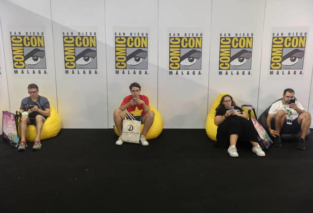 October 4, 2026: October 4, 2026 (Malaga) to San Diego Comic-Con Mo¡laga closes this Sunday its second edition with four days in which it has established itself with numerous guest stars. It has been four days with a full program of artists invited to the convention, which has gathered more than 60,000 followers, drawn mainly by the presence of the protagonists of El seo±or de los anillos, of the One Piece series and the anticipation for the novelties that had been announced for the Marvel universe - ZUMAc161 20261004_zap_c161_030 Copyright: xLorenzoxCarnerox