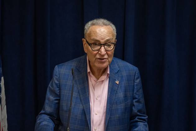 October 4, 2026, New York, New York, United States: U.S. Senator Chuck Schumer (D-NY) speaks.U.S. Senator Chuck Schumer (D-NY) calls for tighter rules and privacy safeguards around Flock Safety AI-powered license plate readers (ALPRs or LPRs), whose network has grown to more than 120,000 cameras across 49 states, according to the company, and continuously record passing vehicles movements without a warrant, probable cause, or even reasonable suspicion on October 04, 2026 in New York City. New York United States - ZUMAs197 20261004_aaa_s197_193 Copyright: xRonxAdarx