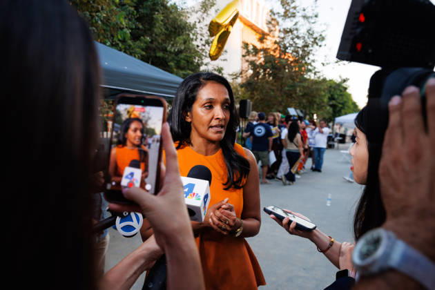 October 4, 2026, Los Angeles, California, USA: Los Angeles mayoral candidate NITHYA RAMAN speaks with members of the media during an event at Los Angeles Trade-Technical College in downtown Los Angeles on Sunday, Oct. 4, 2026. A recent poll by UC Berkeley indicates that Raman currently leads Los Angeles Mayor Karen Bass by 11 points, 39% to 28% Los Angeles USA - ZUMAt176 20261004_zsp_t176_015 Copyright: xJacksonxTammariellox