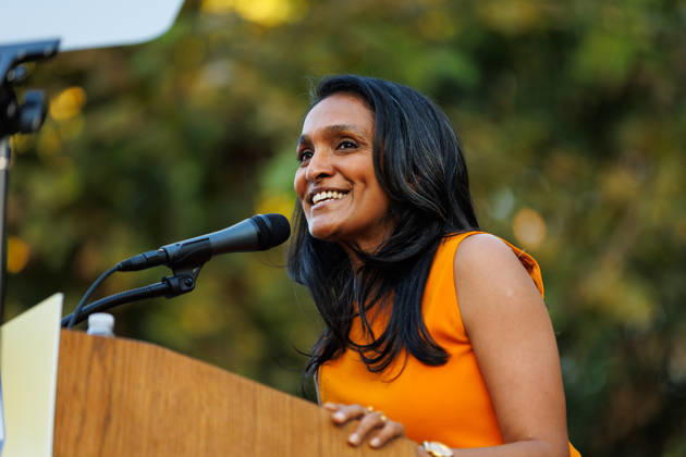 October 4, 2026, Los Angeles, California, USA: Los Angeles mayoral candidate NITHYA RAMAN speaks to her supporters during an event at Los Angeles Trade-Technical College in downtown Los Angeles on Sunday, Oct. 4, 2026. A recent poll by UC Berkeley indicates that Raman currently leads Los Angeles Mayor Karen Bass by 11 points, 39% to 28% Los Angeles USA - ZUMAt176 20261004_zsp_t176_023 Copyright: xJacksonxTammariellox
