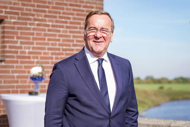 Germany, Emden: Federal Minister of Defense Boris Pistorius at a press conference regarding the decision to establish a second German Navy base on the North Sea coast; Emden to be the site of the new naval base; portrait, close-up, Boris Pistorius, Federal Minister of Defense, Federal Governm Copyright: xJOERANxSTEINSIEKx