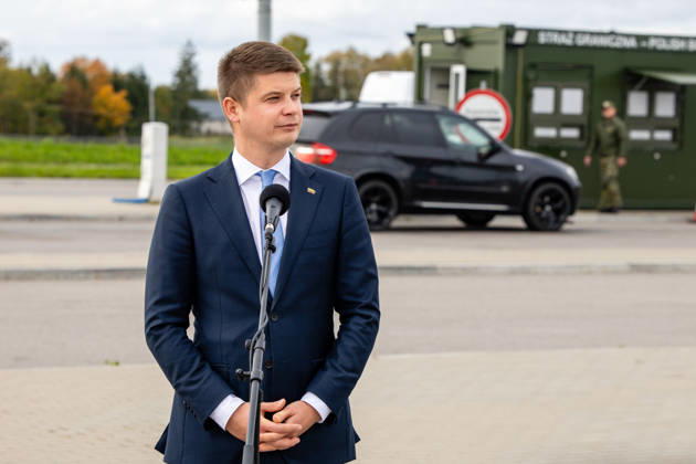 The meeting between Martynas Katelynas and Marcin Kierwinski at the Budzisko Border Control Point on October 5, 2026, in Budzisko Copyright: xTeodorasxBiliūnas BNSx