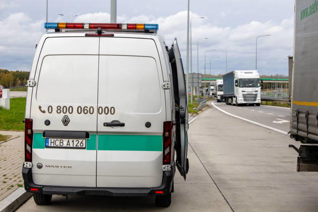 The meeting between Martynas Katelynas and Marcin Kierwinski at the Budzisko Border Control Point on October 5, 2026, in Budzisko Copyright: xTeodorasxBiliūnas BNSx