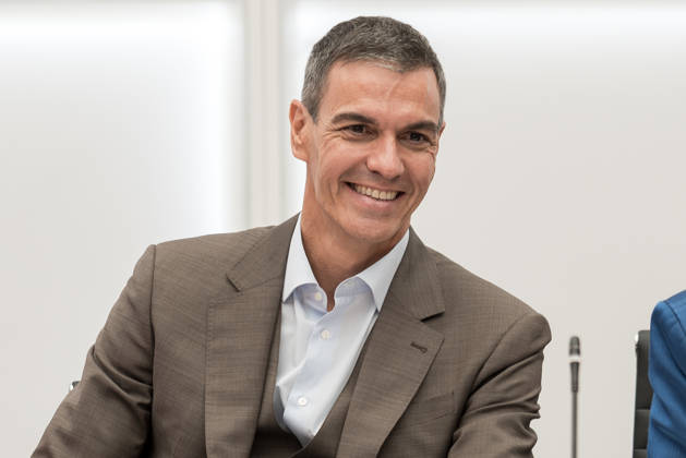 Sánchez Chairs the Meeting of the PSOE’s Federal Executive Committee The Prime Minister and Secretary-General of the PSOE, Pedro Sánchez, chairs the meeting of the PSOE’s Federal Executive Committee (CEF) at the PSOE headquarters in Ferraz on October 5, 2026, in Madrid, Spain. Sánchez announced today that he is dissolving Parliament and calling a general election for November 29. OCTOBER 5, 2026 Diego Radamé Madrid, Madrid, Spain  Copyright: xDiegoxRadamÃ sx 7822972