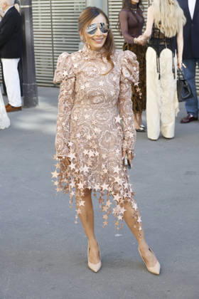 Guest at the Zimmermann Women’s Ready-to-Wear Spring Summer 2027 Collection fashion show during Paris Fashion Week on October 5, 2026. Christophe Aubert, Bestimage. Celebrities at the Zimmermann Women’s Ready-to-Wear Spring Summer 2027 Collection fashion show during Paris Fashion Week, October 5, 2026, Paris, France  Copyright: xChristophexAubertx xBestimagexChristophexAubertx xBestimagex