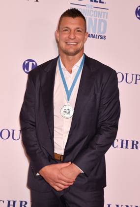 NEW YORK, NY - OCTOBER 5: Rob Gronkowski at the 41st Annual Great Sports Legends Dinner on October 5, 2026 at the New York Hilton in New York City. Copyright: xmpi099x