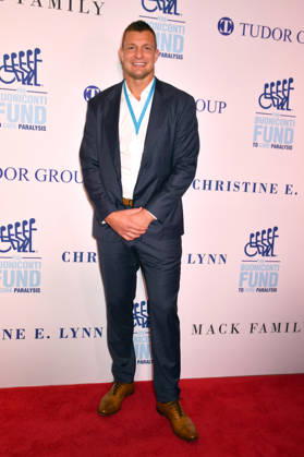 NEW YORK, NY - OCTOBER 5: Rob Gronkowski at the 41st Annual Great Sports Legends Dinner on October 5, 2026 at the New York Hilton in New York City. Copyright: xmpi099 MediaPunchx