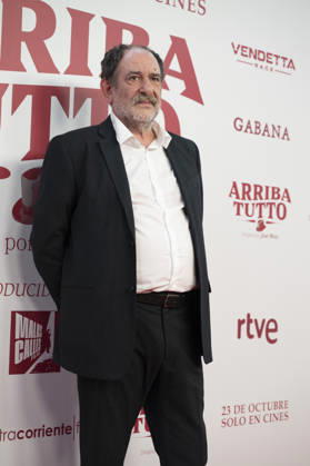 Premiere of the movie ARRIBA TUTTO in Madrid, Spain - 05 Oct 2026 Karra Elejalde attends the premiere of the movie ARRIBA TUTTO at the Capitol Cinema in Madrid. Madrid Spain Copyright: xAtilanoxGarciax xSOPAxImagesx PHOTO11045