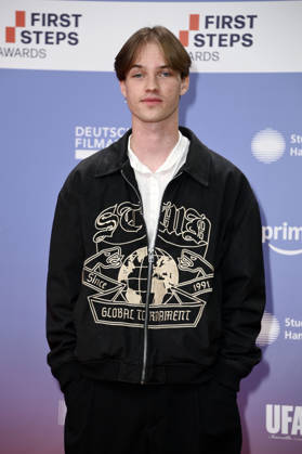 Egon Werler at the 27th First Steps Awards ceremony in 2026 at the Theater des Westens in Berlin, October 5, 2026 Foto:xN.xKubelkax xFuturexImagex first_steps_6062
