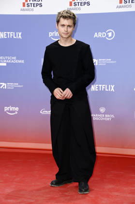 Tom Böttcher at the 27th First Steps Awards ceremony in 2026 at the Theater des Westens in Berlin, October 5, 2026 Foto:xN.xKubelkax xFuturexImagex first_steps_6071