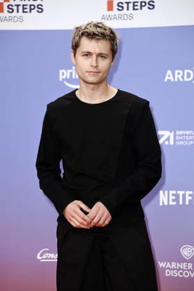 Tom Böttcher at the 27th First Steps Awards ceremony in 2026 at the Theater des Westens in Berlin, October 5, 2026 Foto:xN.xKubelkax xFuturexImagex first_steps_6072