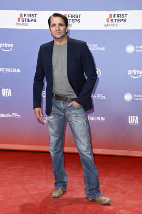 Pierre Kiwitt at the 27th First Steps Awards ceremony in 2026 at the Theater des Westens in Berlin, October 5, 2026 Foto:xN.xKubelkax xFuturexImagex first_steps_6221