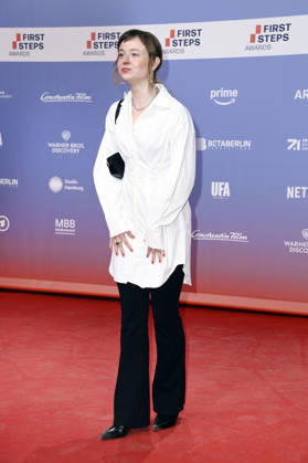 Linda Belinda Podszus at the 27th First Steps Awards ceremony in 2026 at the Theater des Westens in Berlin, October 5, 2026 Foto:xN.xKubelkax xFuturexImagex first_steps_6229