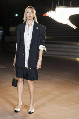 Angèle at the photocall for the Chanel Spring Summer 2027 collection at the Grand Palais in Paris on October 5, 2026. Olivier Borde, Bestimage. Photocall for the Chanel Spring Summer 2027 collection at the Grand Palais in Paris on October 5, 2026. Paris, France Copyright: xOLIVIERxBORDEx xBESTIMAGExOLIVIERxBORDEx xBESTIMAGEx