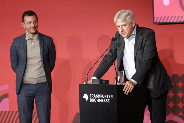 Frankfurt Impressions, October 6, 2026: The 78th Frankfurt Book Fair bids farewell to its long-time director, Juergen Boos (left). Sebastian GUGGOLZ, Chairman of the German Publishers and Booksellers Association, Frankfurt am Main, Hesse, Germany