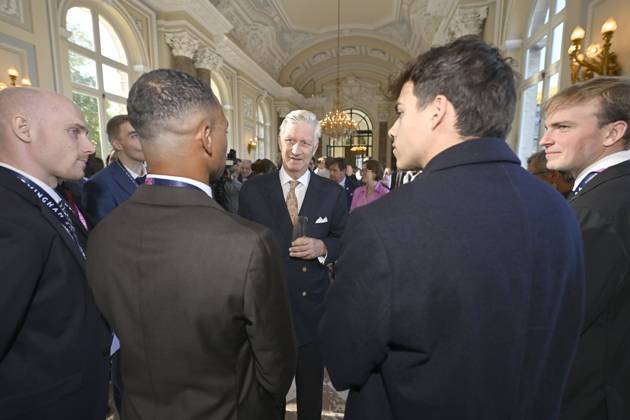 King Philippe and Queen Mathilde receive the Belgian athletes (2025-2026) BRUSSELS, BELGIUM - OCTOBER 06 : King Philippe and Queen Mathilde are hosting a reception at Laeken Castle for Belgian athletes who have distinguished themselves over the past two years. Among them are athletes who have won a medal at a European or World Championship in an Olympic or Paralympic sport, as well as those who have achieved an exceptional performance on the world stage on October 6, 2026 in Brussels, Belgium, 06 10 2026 Brussels Belgium  Copyright: xDidierxLebrunx