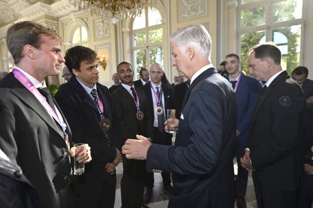 King Philippe and Queen Mathilde receive the Belgian athletes (2025-2026) BRUSSELS, BELGIUM - OCTOBER 06 : King Philippe and Queen Mathilde are hosting a reception at Laeken Castle for Belgian athletes who have distinguished themselves over the past two years. Among them are athletes who have won a medal at a European or World Championship in an Olympic or Paralympic sport, as well as those who have achieved an exceptional performance on the world stage on October 6, 2026 in Brussels, Belgium, 06 10 2026 Brussels Belgium  Copyright: xDidierxLebrunx