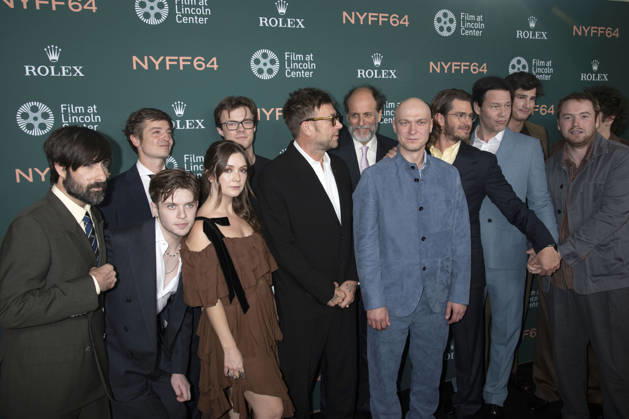 Billie Lourd, Damon Albarn, Yura Borisov, Luca Guadagnino, Andrew Garfield, Ike Barinholtz, Will Angus, and Will Price with the cast and crew at the premiere of the film *Artificial* at the 64th New York Film Festival at Alice Tully Hall in Lincoln Center, New York, October 5, 2026 Foto:xJ.xShorex xFuturexImagex artificial_6054