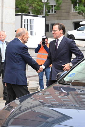 The Prado Museum Reopens the Queen Christina Sculpture Gallery with a Visit from Prince Daniel of Sweden The president of the Royal Board of Trustees of the Prado Museum, Javier Solana, welcomes Prince Daniel of Sweden for the reopening of the Queen Christina Sculpture Gallery on October 6, 2026, in Madrid, Spain. CELEBRITIES PRADO MUSEUM ROYALTY PRINCE José Madrid Madrid Spain Copyright: xJosà xOlivax 7824162