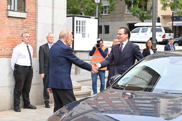 The Prado Museum Reopens the Queen Christina Sculpture Gallery with a Visit from Prince Daniel of Sweden The president of the Royal Board of Trustees of the Prado Museum, Javier Solana, welcomes Prince Daniel of Sweden for the reopening of the Queen Christina Sculpture Gallery on October 6, 2026, in Madrid, Spain. CELEBRITIES PRADO MUSEUM ROYALTY PRINCE José Madrid Madrid Spain Copyright: xJosà xOlivax 7824161