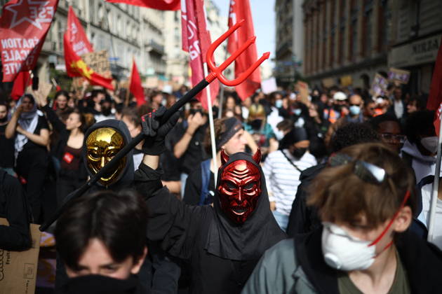 Student Demonstration - Paris Students have begun marching towards Gare de Lyon to protest against the current state of public education, once again, on October 6, 2026, in Paris, France. Today’s march is planned to go from Gare de Lyon to Place de la République. Photo by Raphael Lafargue ABACAPRESS.COM Paris France Copyright: xLafarguexRaphael ABACAx