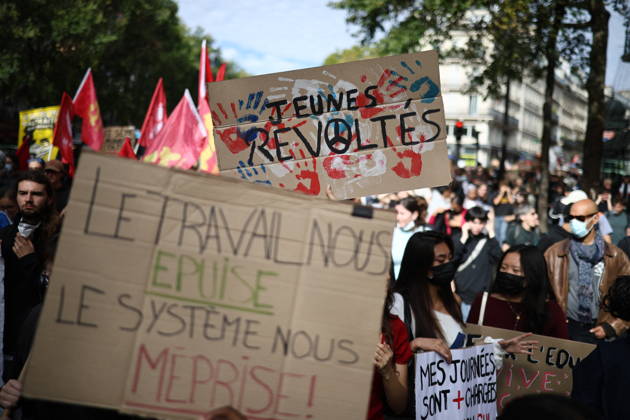 Student Demonstration - Paris Students have begun marching towards Gare de Lyon to protest against the current state of public education, once again, on October 6, 2026, in Paris, France. Today’s march is planned to go from Gare de Lyon to Place de la République. Photo by Raphael Lafargue ABACAPRESS.COM Paris France Copyright: xLafarguexRaphael ABACAx