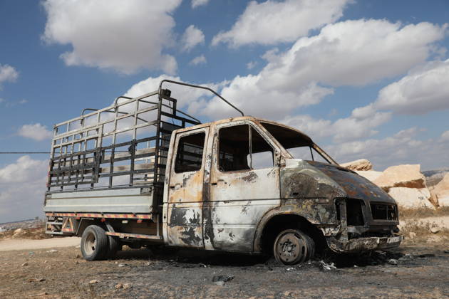 Palestinian Inspects Burned Vehicles Near al-Samu South of Hebron A Palestinian man inspects his burned vehicles near the town of al-Samu, south of Hebron, in the West Bank, on October 6, 2026, after an apparent arson attack believed to have been carried out by Israeli settlers. The incident comes amid an increase in settler attacks on Palestinians and their property in different areas of the West Bank. Photo by Mamoun Wazwaz apaimages Hebron West Bank Palestinian Territory 061026_Hebron_MW_00(20) Copyright: xapaimagesxMamounxWazwazx xapaimagesx