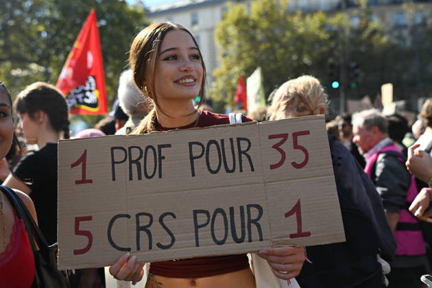 Student trade union organisations called for a secondary school protest on 6 October 2026 in Paris to demand more resources for secondary schools. - 06 10 2026 - France Ile-de-France (region) Paris - JulienxMattiax xLexPictorium LePictorium_0341917