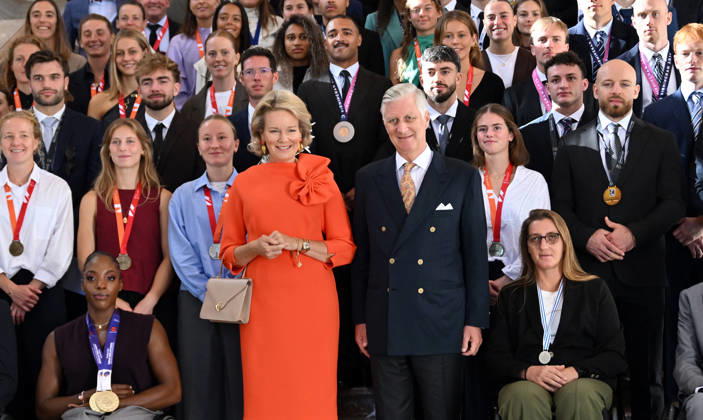 King Philippe and Queen Mathilde of Belgium receive athletes at Laeken Castle BRUSSELS, BELGIUM - OCTOBER 06: King Philippe and Queen Mathilde of Belgium pose for a family photo after receiving Belgian athletes who have achieved significant sporting success over the past two years at the Royal Castle of Laeken in Brussels, Belgium, on October 06, 2026. The reception brings together athletes who won medals at European and world championships in Olympic and Paralympic disciplines, as well as athletes who delivered outstanding performances on the international stage. Dursun Aydemir Anadolu Brussels Belgium. Editorial use only. Please get in touch for any other usage.  Copyright: x2026xAnadoluxDursunxAydemirx