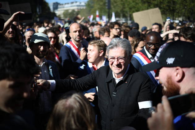 Politics At Student Demonstration - Paris La France Insoumise (LFI) candidate in France s 2027 presidential election Jean-Luc Melenchon, arrives with LFI s MP Carlos Martens Bilongo, LFI s MP Manuel Bompard, arrives at the start of a demonstration part of a nationwide day of actions called by high-school students, joined by unions and teachers, who for days have been demanding better learning conditions in protests punctuated by violent confrontations in Paris on October 6, 2026. Students have blocked the entrances to hundreds of high schools for 15- to 17-year-olds since late September, complaining of missing teachers, overloaded timetables, dilapidated classrooms and buildings that cannot cope with rising temperatures. Photo by Raphael La  Copyright: xLafarguexRaphael ABACAx