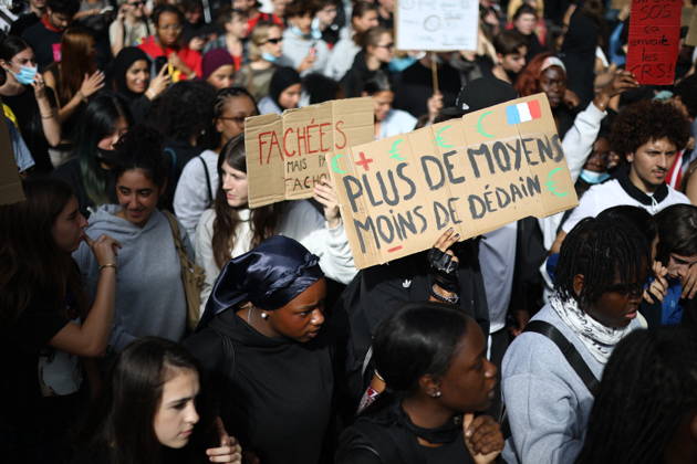 Student Demonstration - Paris Sudents are gathering at the Republique Square to protest against the current state of public education, once again, on October 6, 2026, in Paris, France. They demand more resources for the national education system, and raise against the far right party - le Rassemblement National. Photo by Raphael Lafargue ABACAPRESS.COM Paris France Copyright: xLafarguexRaphael ABACAx