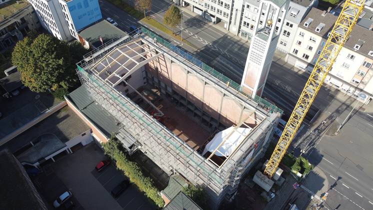 October 6, 2026 xkhx Kassel New Roof for the Elisabeth Church Three years after the church’s roof collapsed, the temporary roof is being removed and replaced with a permanent one KH