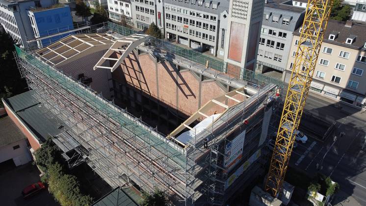 October 6, 2026 xkhx Kassel New Roof for the Elisabeth Church Three years after the church’s roof collapsed, the temporary roof is being removed and replaced with a permanent one KH