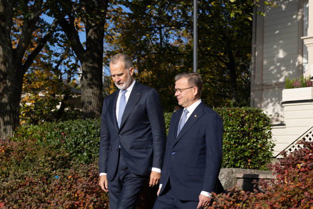 October 6, 2026, Helsinki, Uusimaa, Finland: King FELIPE VI of Spain is welcomed by Finnish Prime Minister PETTERI ORPO at the Prime Minister s official residence during the King s state visit to Finland. Helsinki Finland - ZUMAt172 20261006_zip_t172_051 Copyright: xJosexTabaresx
