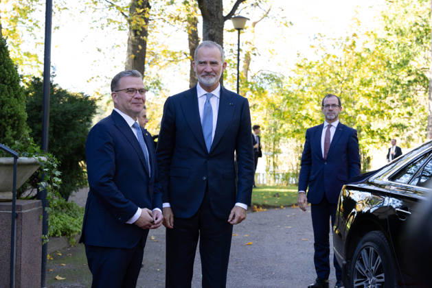 October 6, 2026, Helsinki, Uusimaa, Finland: King FELIPE VI of Spain is welcomed by Finnish Prime Minister PETTERI ORPO at the Prime Minister s official residence during the King s state visit to Finland. Helsinki Finland - ZUMAt172 20261006_zip_t172_052 Copyright: xJosexTabaresx