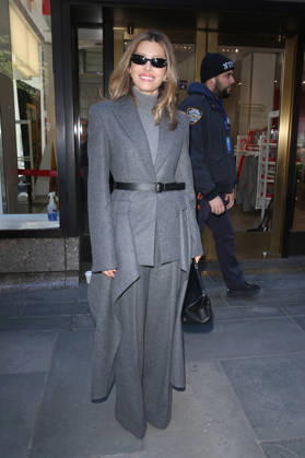 October 6, 2026, New York, New York, USA: JESSICA BIEL arrives at NBC studios for Ã¢â‚¬ËœThe Today ShowÃ¢ New York USA - ZUMAh16_ 20261006_zaf_h16_013 Copyright: xDanxHerrickx